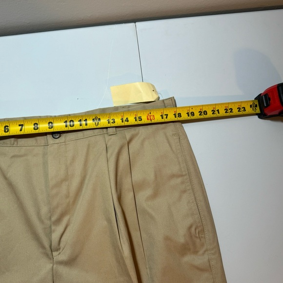 NWT Vintage L.L. Bean Men’s 36x34 Tan Pleat Pants Made In USA Inseam 31in - Picture 6 of 11